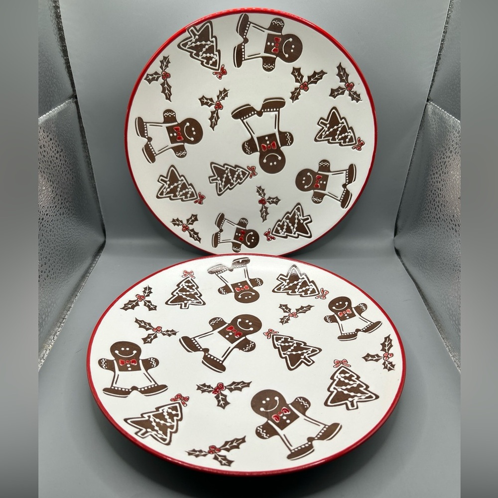 Eli + Ana GINGERBREAD CHRISTMAS TREE Ceramic 8.5” Salad Plate Set Of 2 NEW